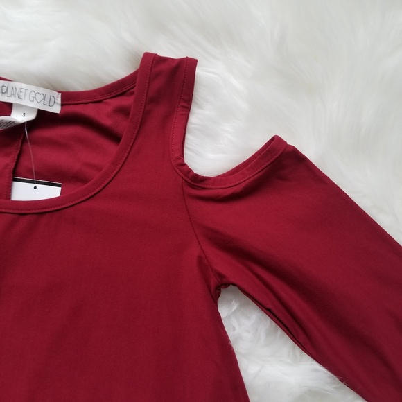 Super soft, cold shoulder dress. - Picture 5 of 5